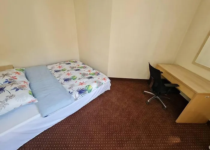 10Q - Z6 Apartment 201