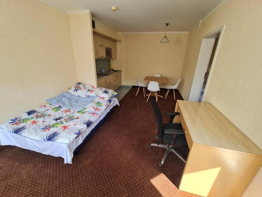 Apartment 10q - Z6 201 *
